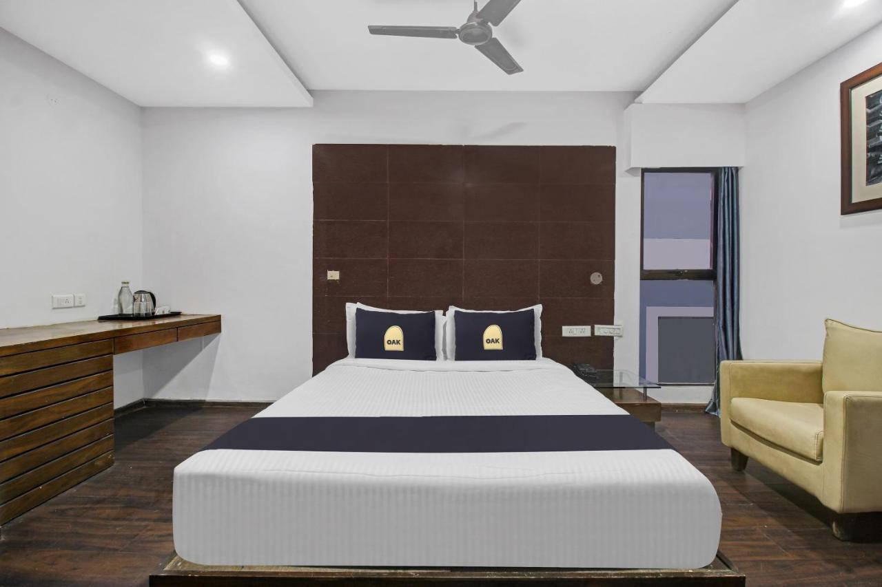Townhouse Oak The Margi Hotel Near Yosufguda Metro Station Haidarábád Kültér fotó