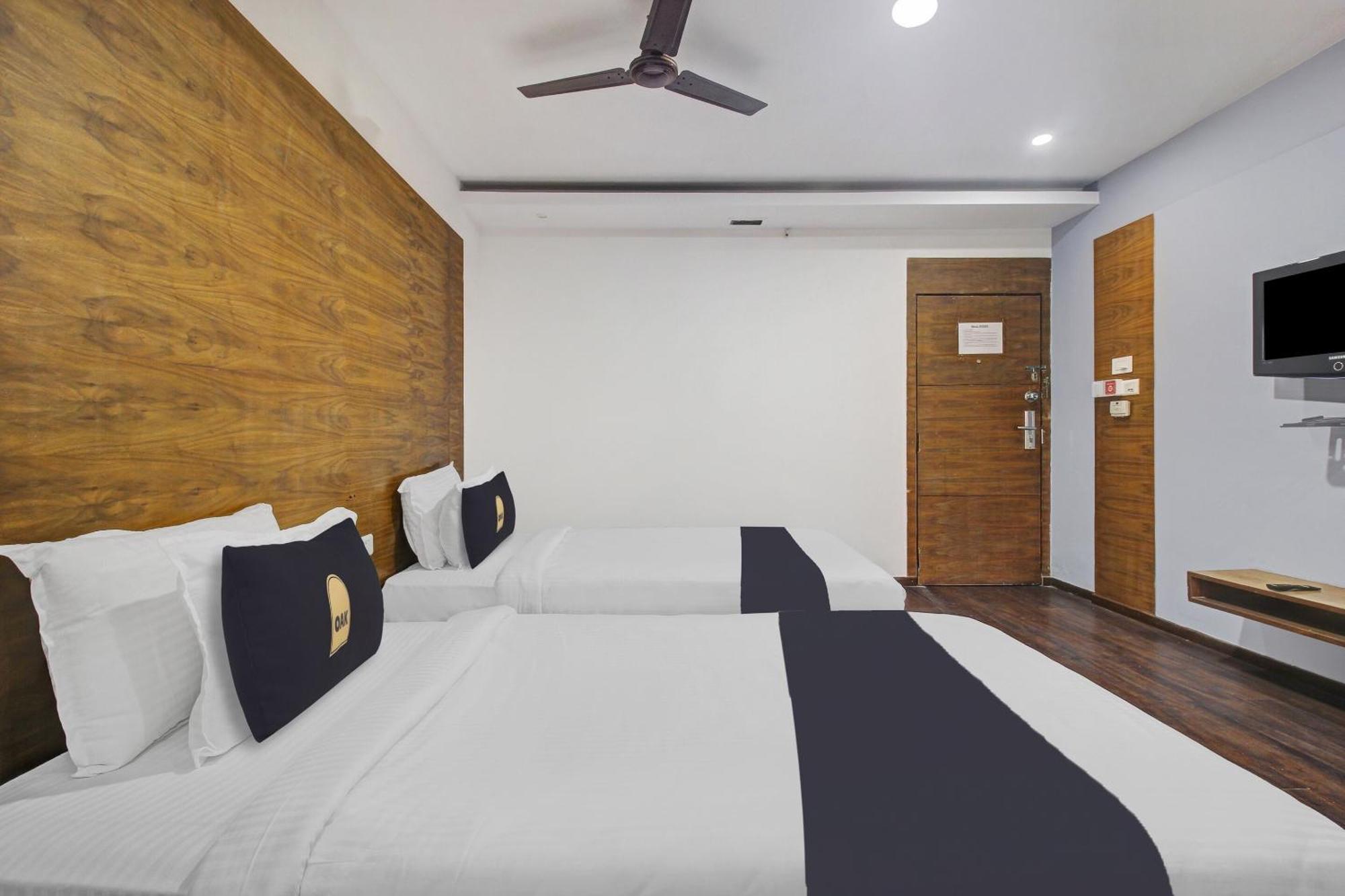 Townhouse Oak The Margi Hotel Near Yosufguda Metro Station Haidarábád Kültér fotó