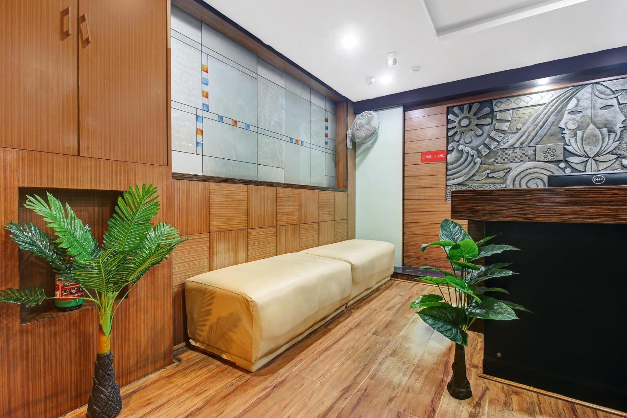 Townhouse Oak The Margi Hotel Near Yosufguda Metro Station Haidarábád Kültér fotó