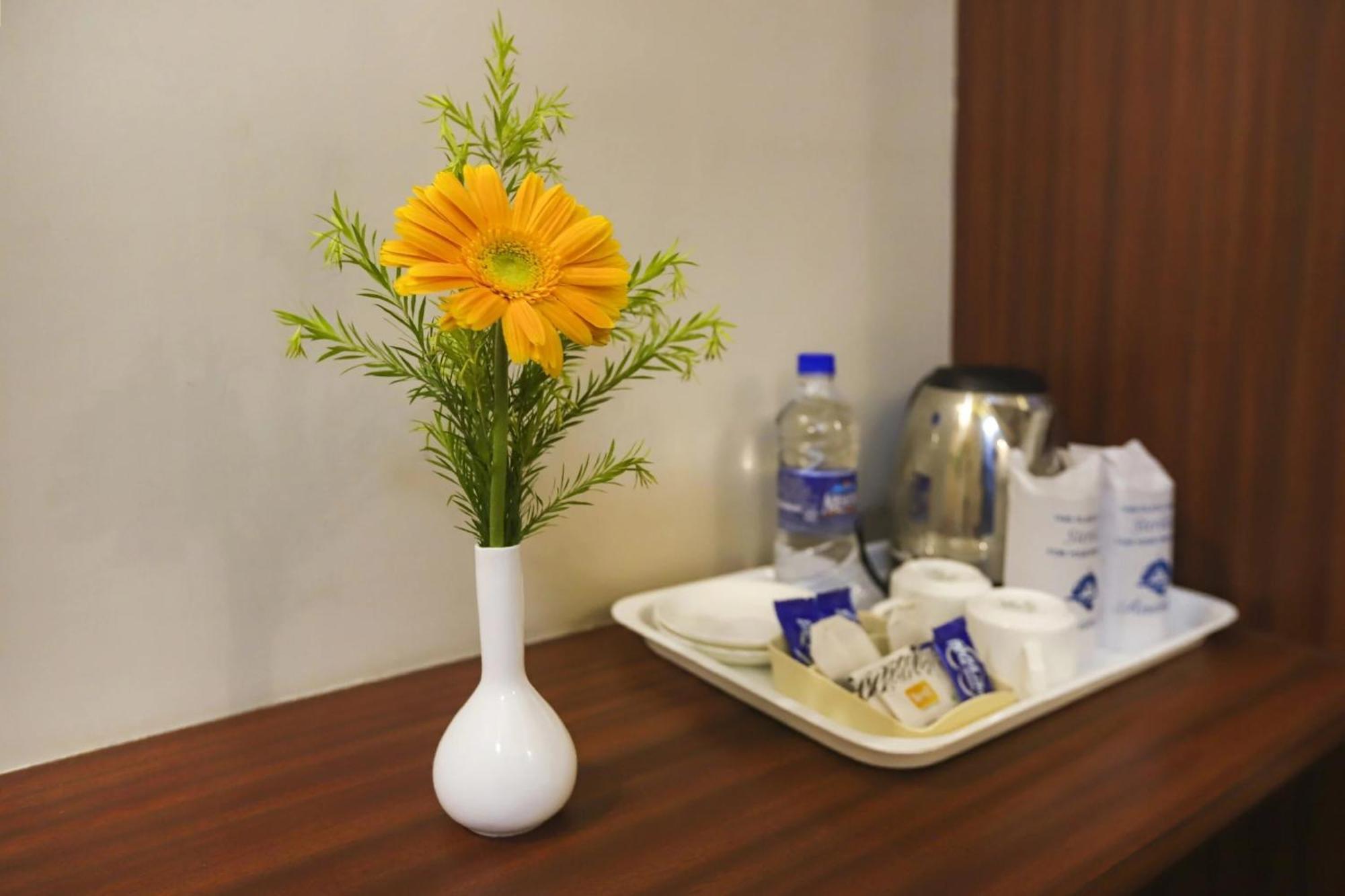 Townhouse Oak The Margi Hotel Near Yosufguda Metro Station Haidarábád Kültér fotó