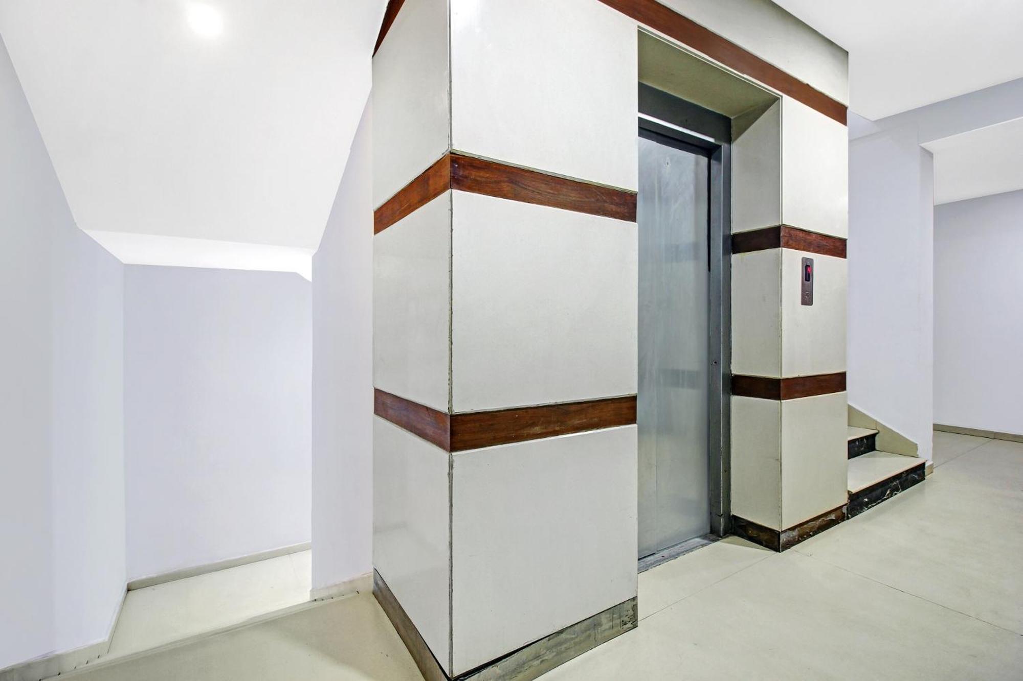 Townhouse Oak The Margi Hotel Near Yosufguda Metro Station Haidarábád Kültér fotó