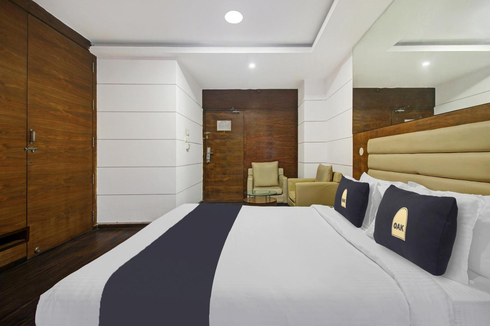 Townhouse Oak The Margi Hotel Near Yosufguda Metro Station Haidarábád Kültér fotó