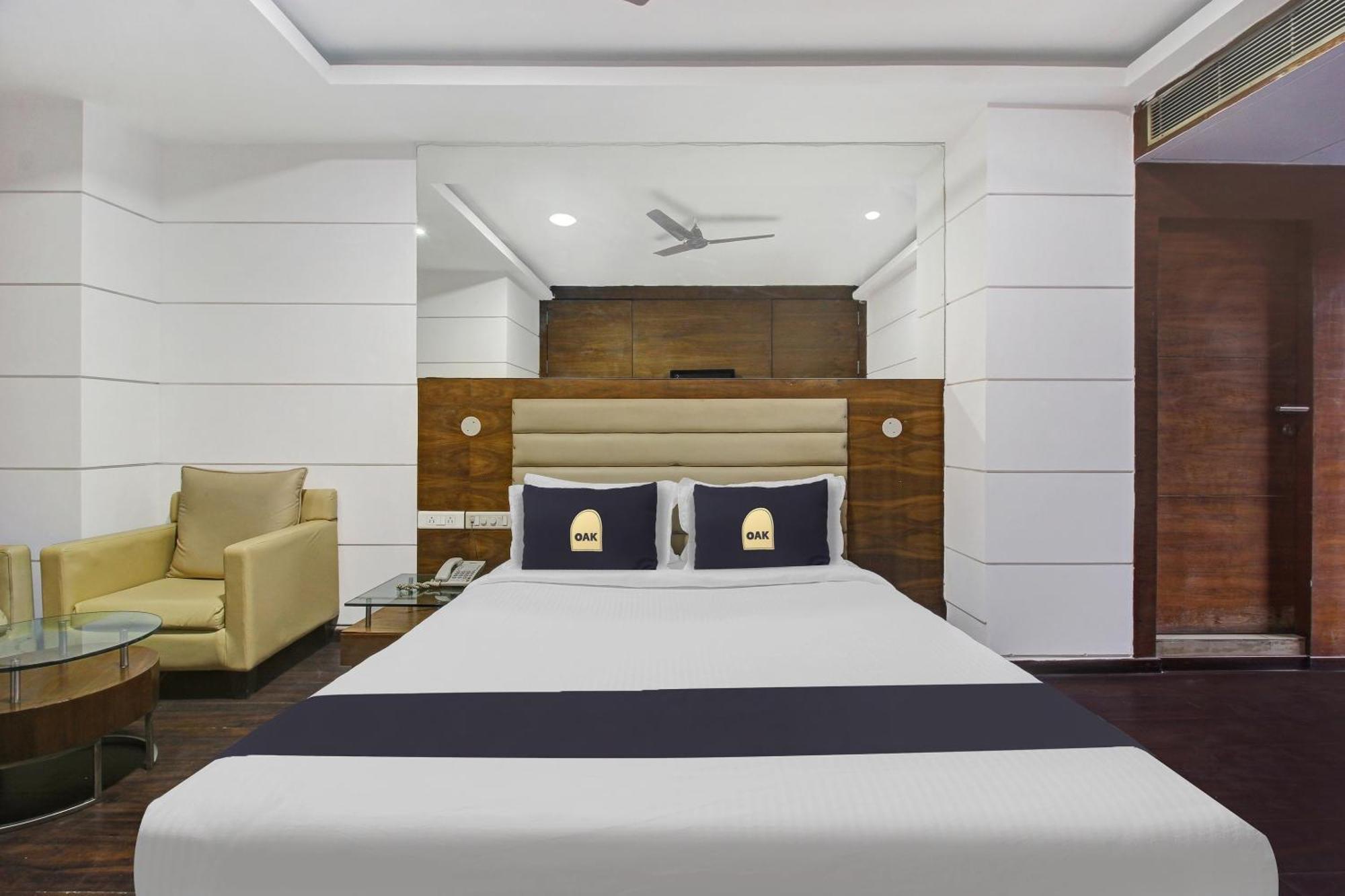 Townhouse Oak The Margi Hotel Near Yosufguda Metro Station Haidarábád Kültér fotó